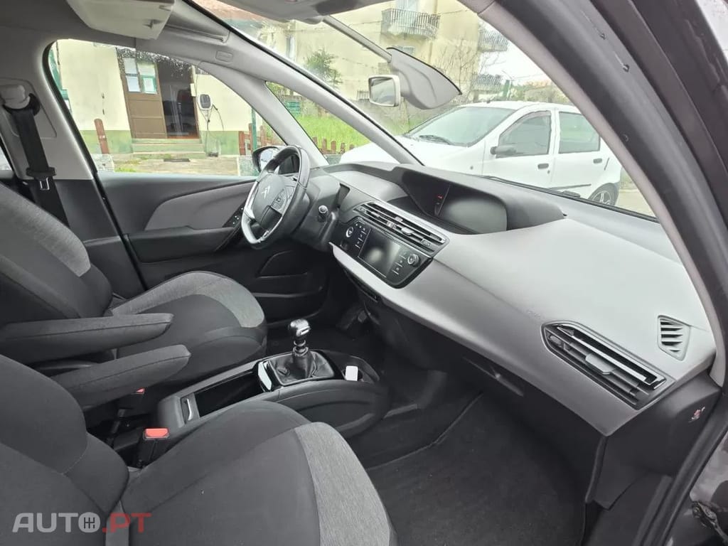 Citroen C4 SpaceTourer 1.5 BlueHDi Shine EAT8
