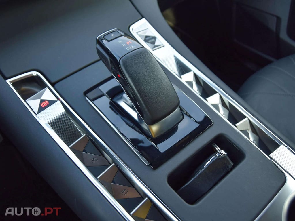 DS DS7 E-Tense Rivoli EAT8