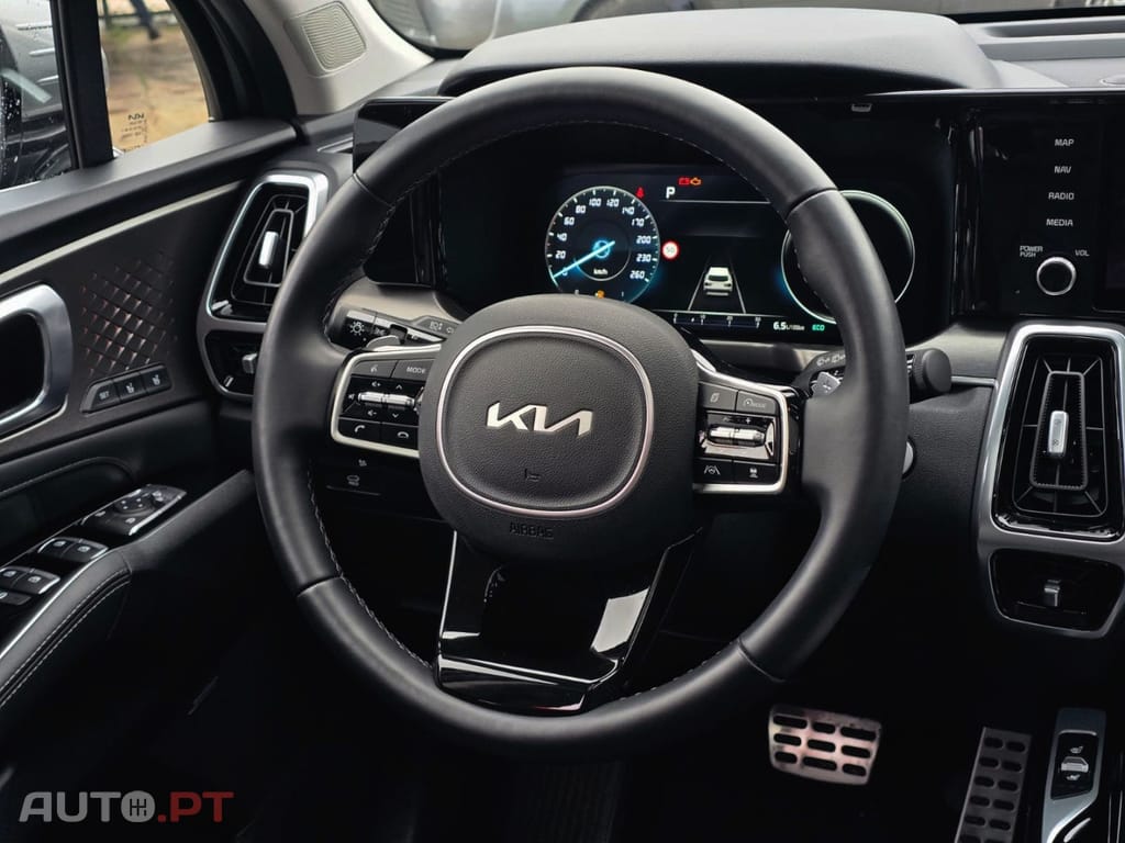 Kia Sorento 1.6 T-GDI HEV Concept