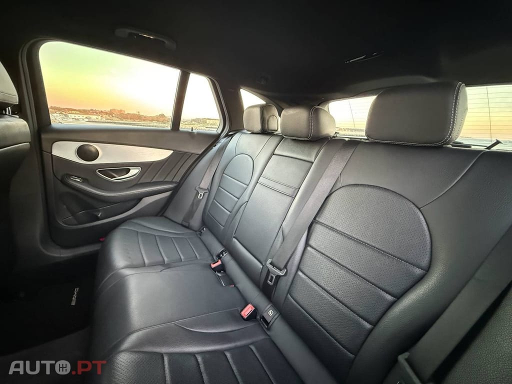 Mercedes-Benz C 200 d Station 7G-TRONIC AMG Line
