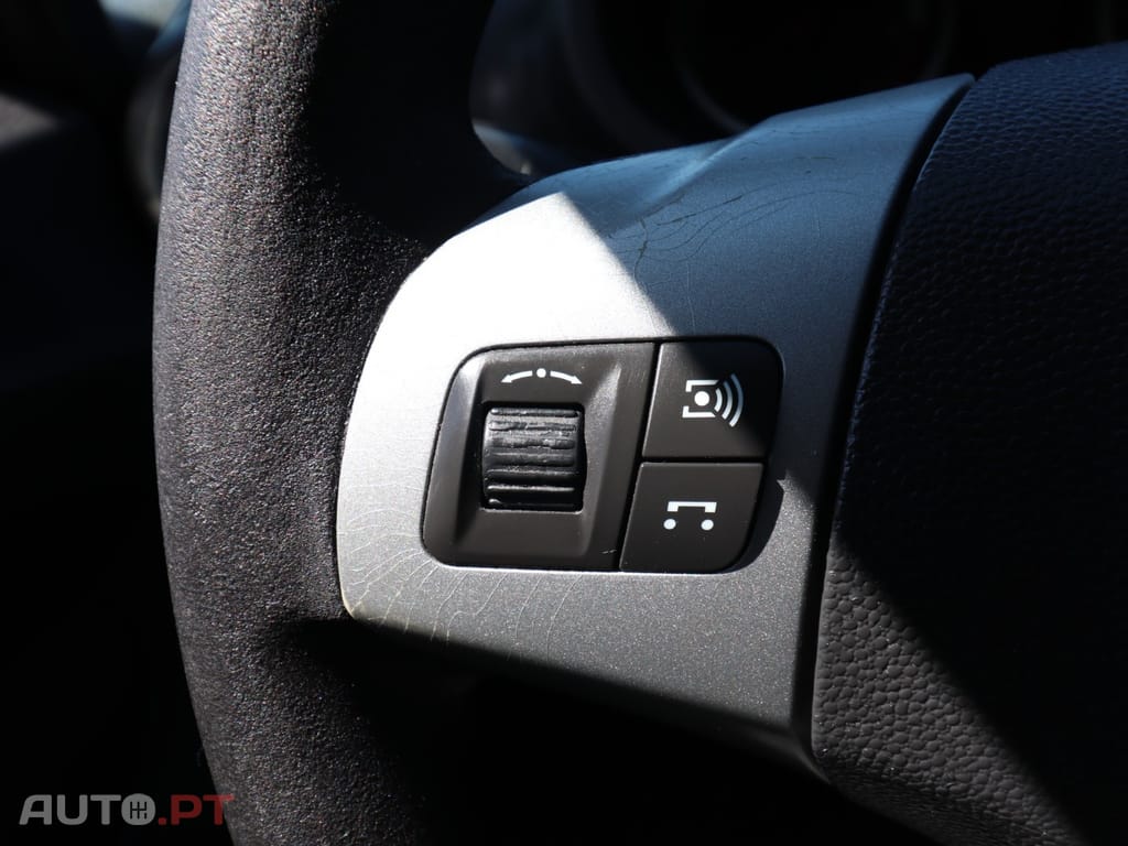 Opel Corsa 1.3 CDTi City — fotografia 13