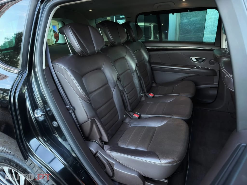 Renault Espace 1.6 dCi Initiale Paris EDC