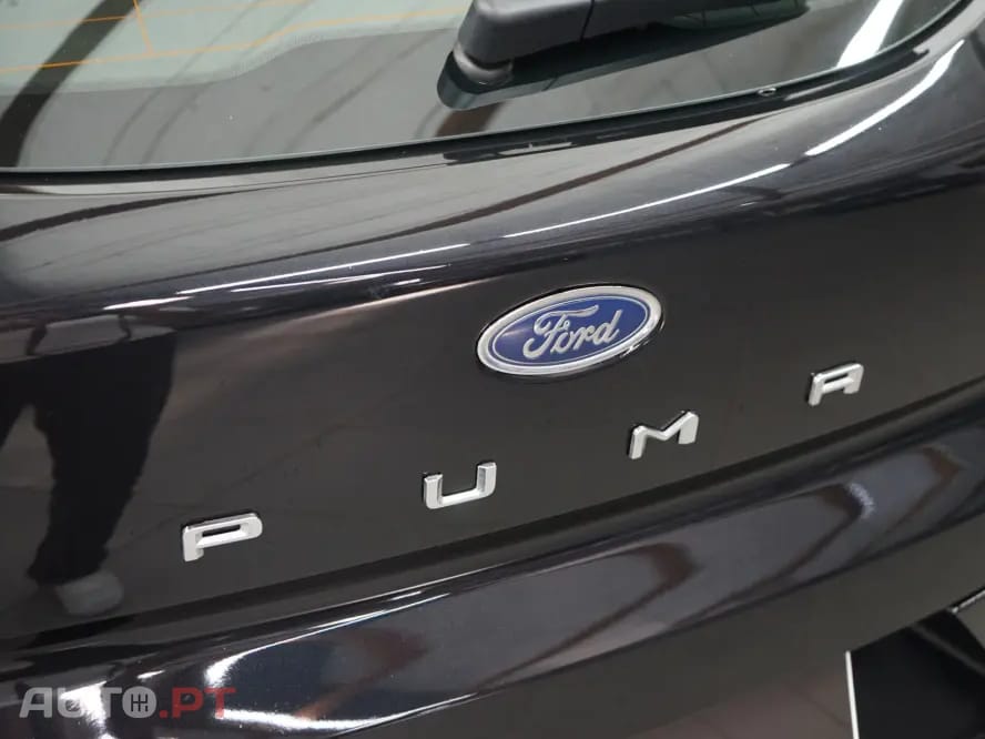 Ford Puma 1.0 EcoBoost Hybrid TITANIUM