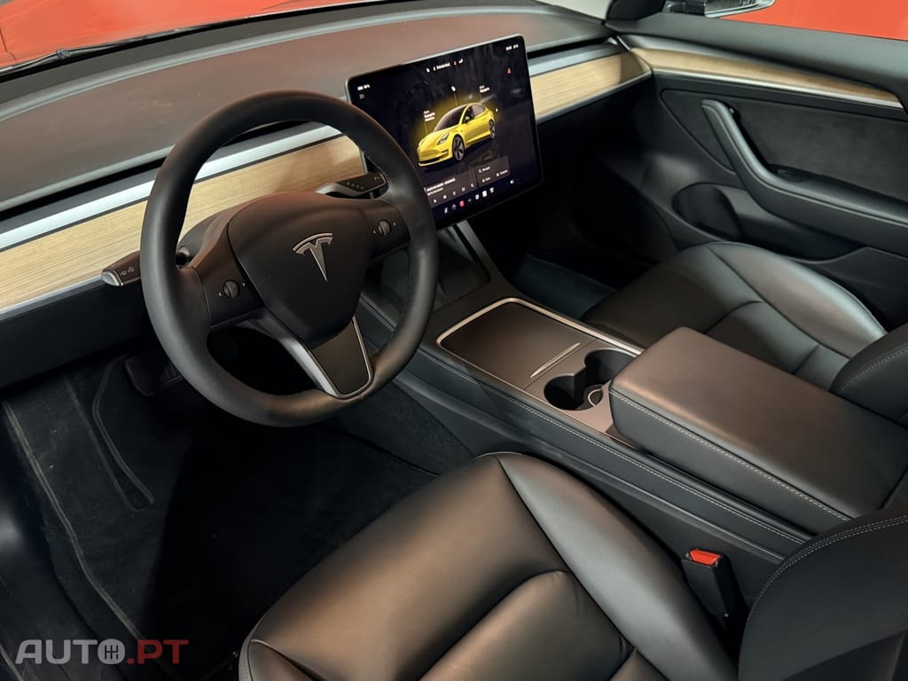 Tesla Model 3 Standard Range Plus RWD