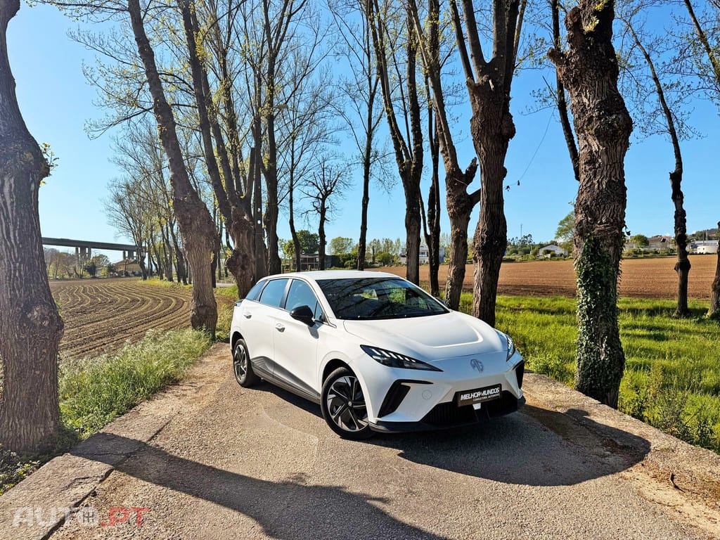 MG MG4 51 kWh Standard