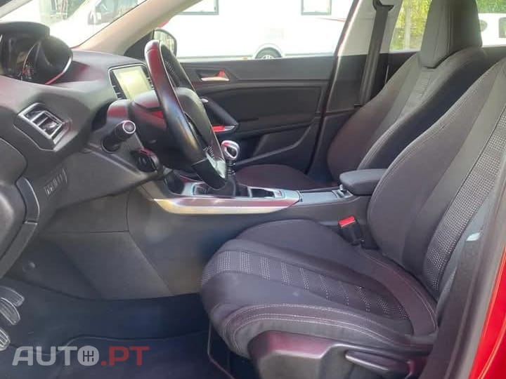 Peugeot 308 1.6 BlueHDi Allure