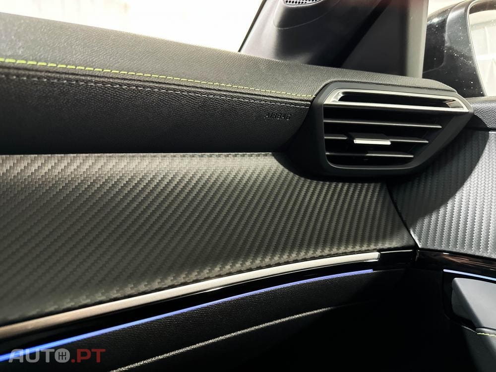 Peugeot E-208 51 kWh GT