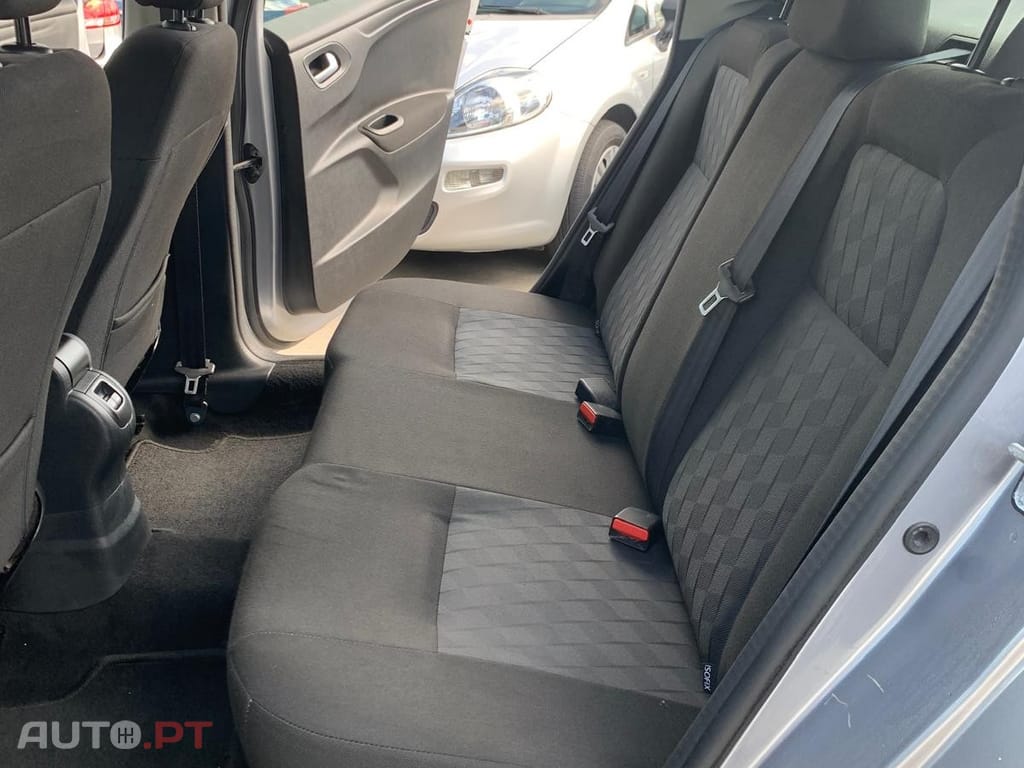 Citroen C-Elysée 1.2 PureTech Shine