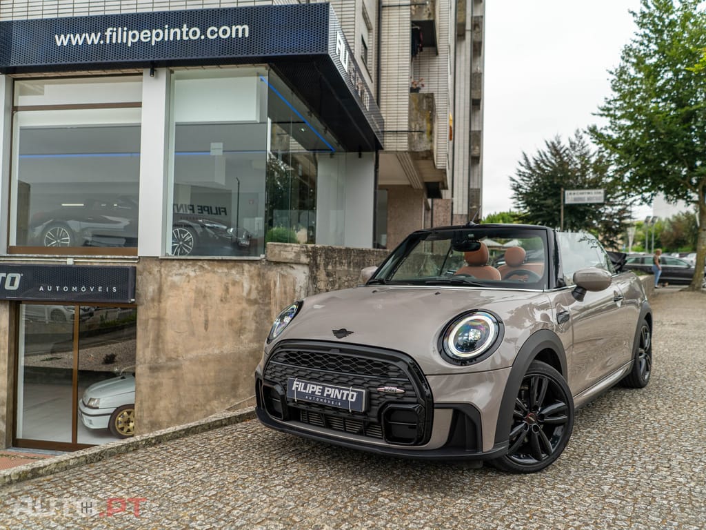 MINI Cabrio Cooper Premium Extra JCW Auto