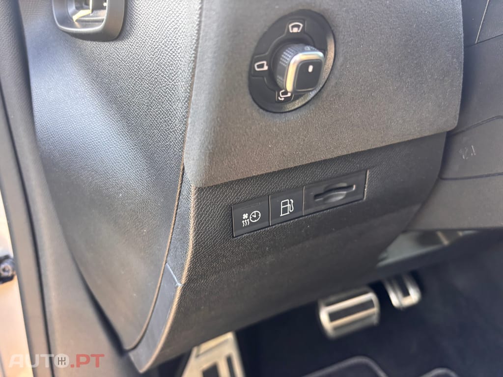 DS DS4 E-Tense Performance Line EAT8