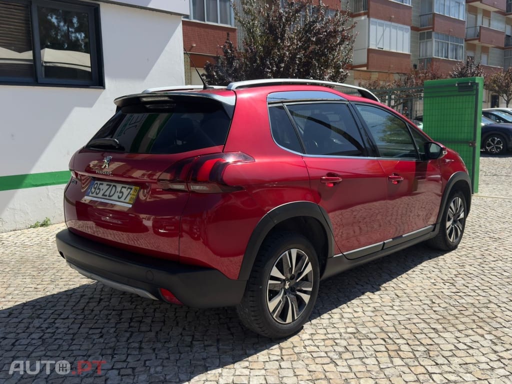 Peugeot 2008 1.2 PureTech Allure EAT6