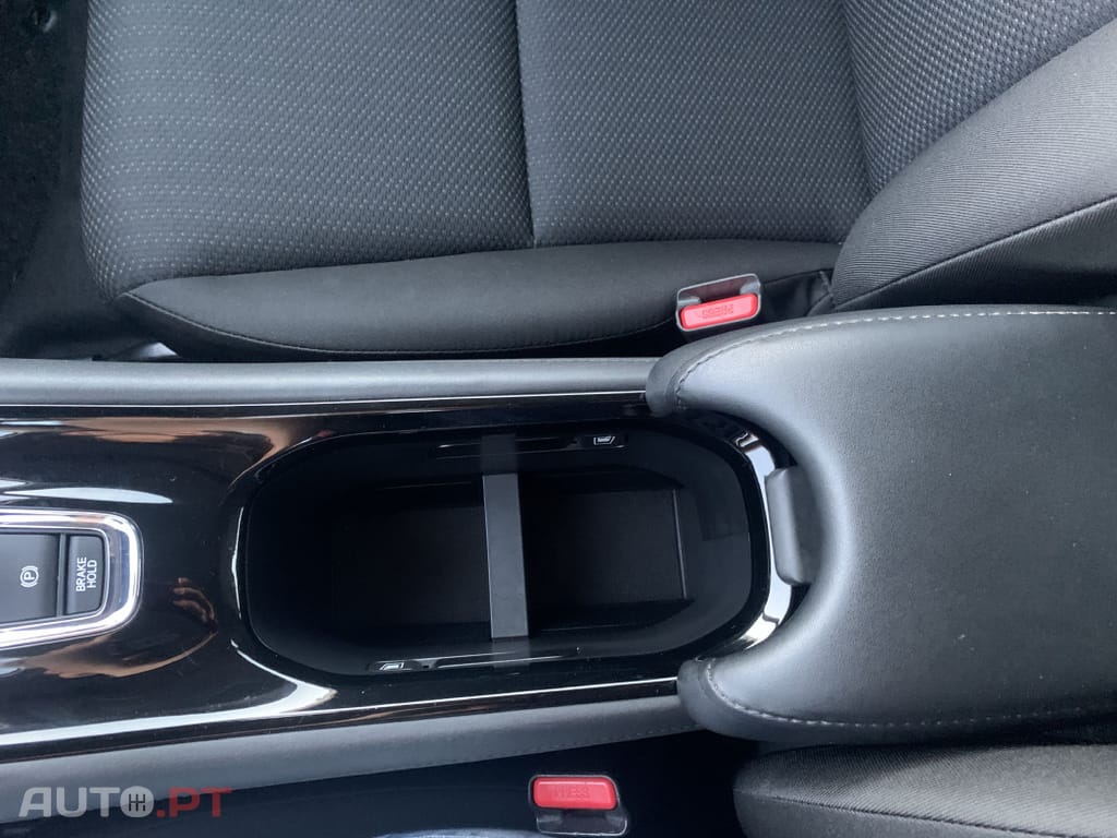 Honda HR-V 1.6 i-DTEC Elegance + Connect Navi