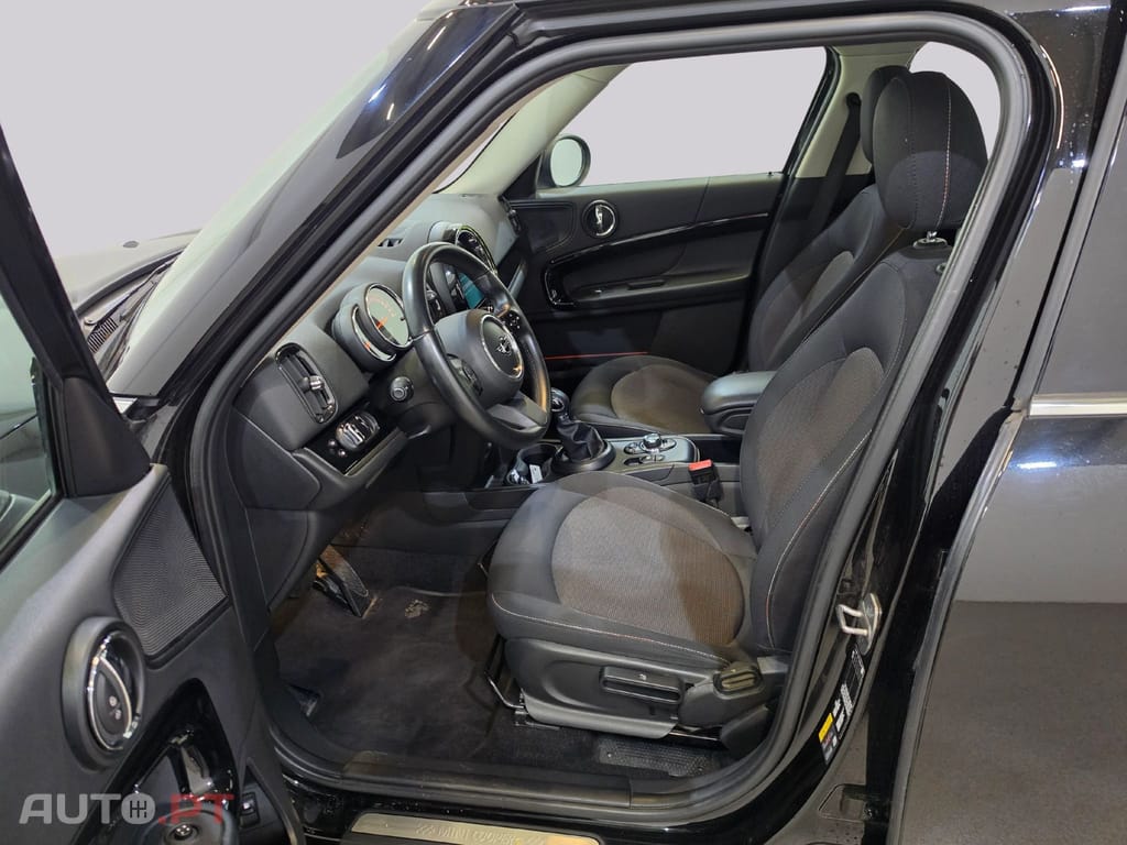 MINI Countryman SE 1.5 Plug-In Hybrid All I.V.A DEDUTIVEL