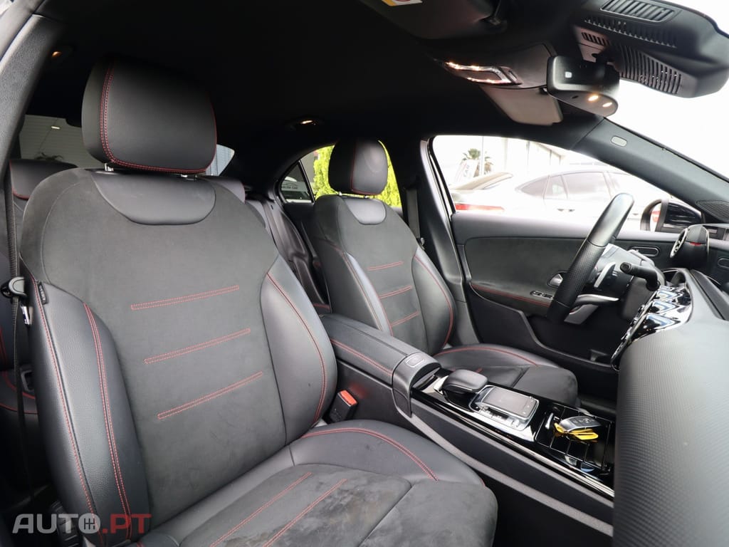Mercedes-Benz A 250 e 8G-DCT AMG Line — fotografia 16