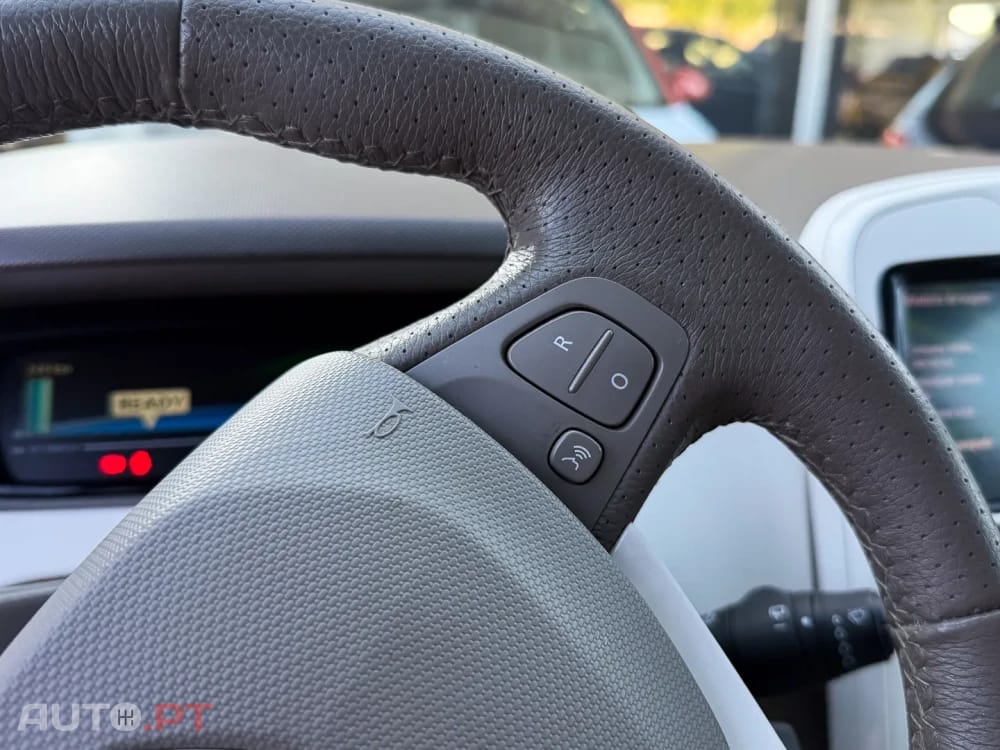 Renault Zoe (s/ Bateria) 41 kwh Life