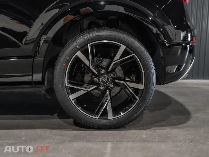 Audi Q2 30 TFSI S line