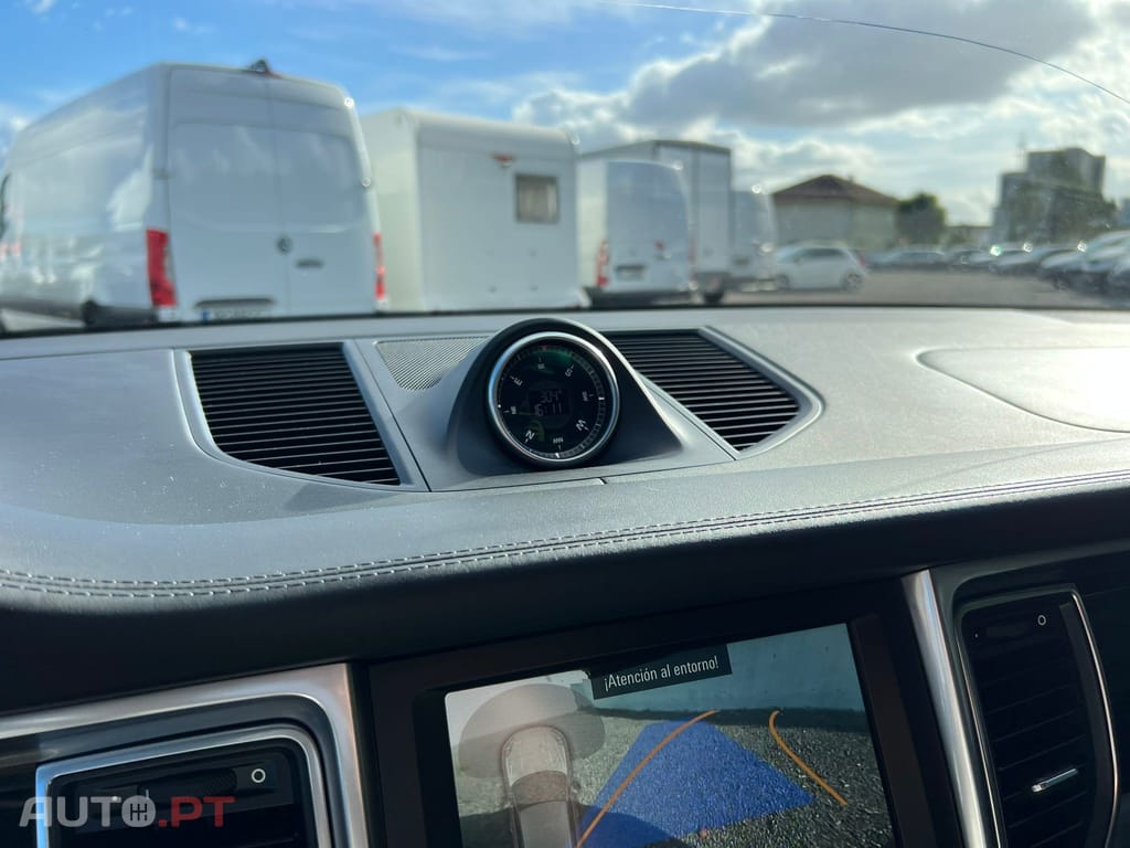 Porsche Macan S