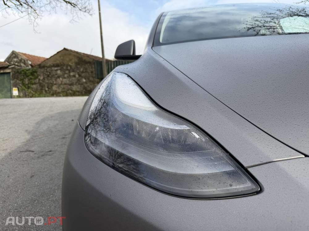 Tesla Model Y Long Range Dual Motor AWD