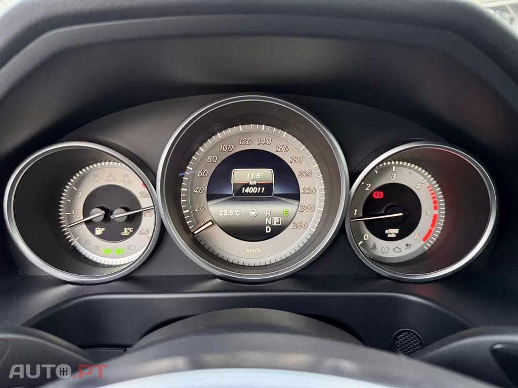 Mercedes-Benz E 250 BlueTEC Avantgarde Auto.