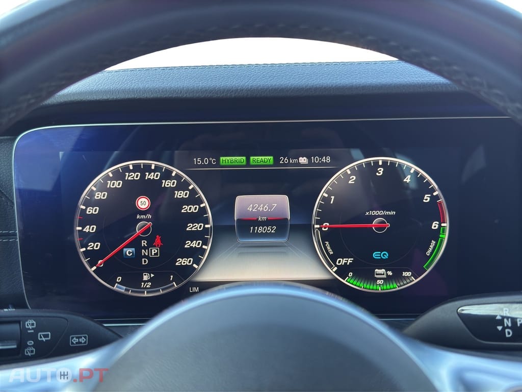 Mercedes-Benz E 300 de AMG Line