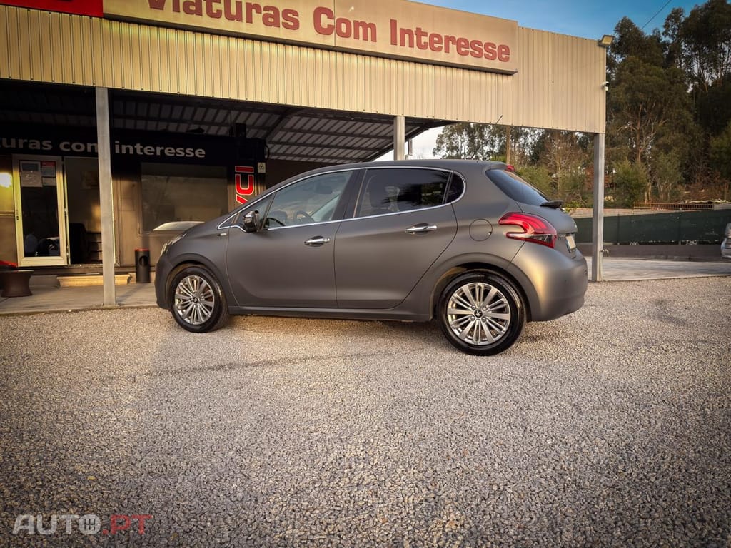 Peugeot 208 1.2 PURETECH