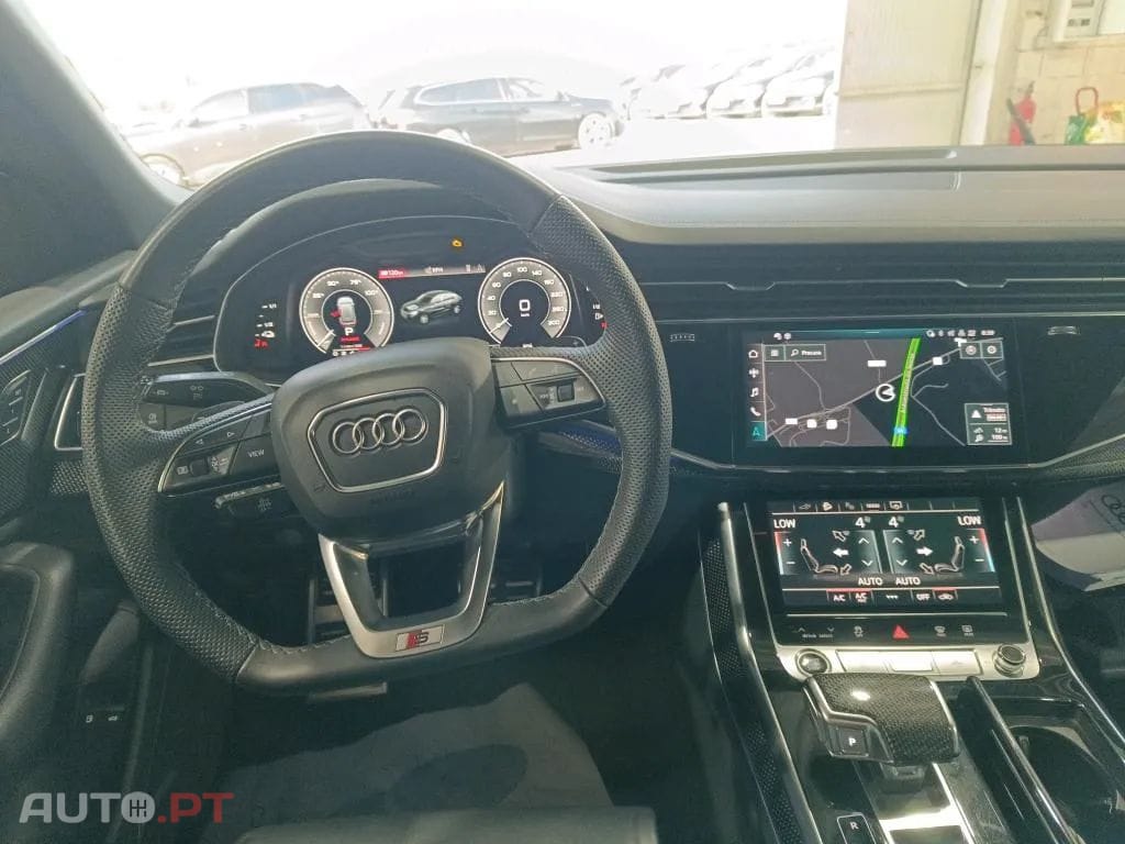 Audi Q8 60 TFSIe quattro S line Tiptronic