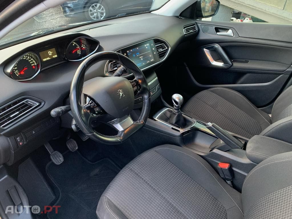 Peugeot 308 1.5 BlueHDi Active