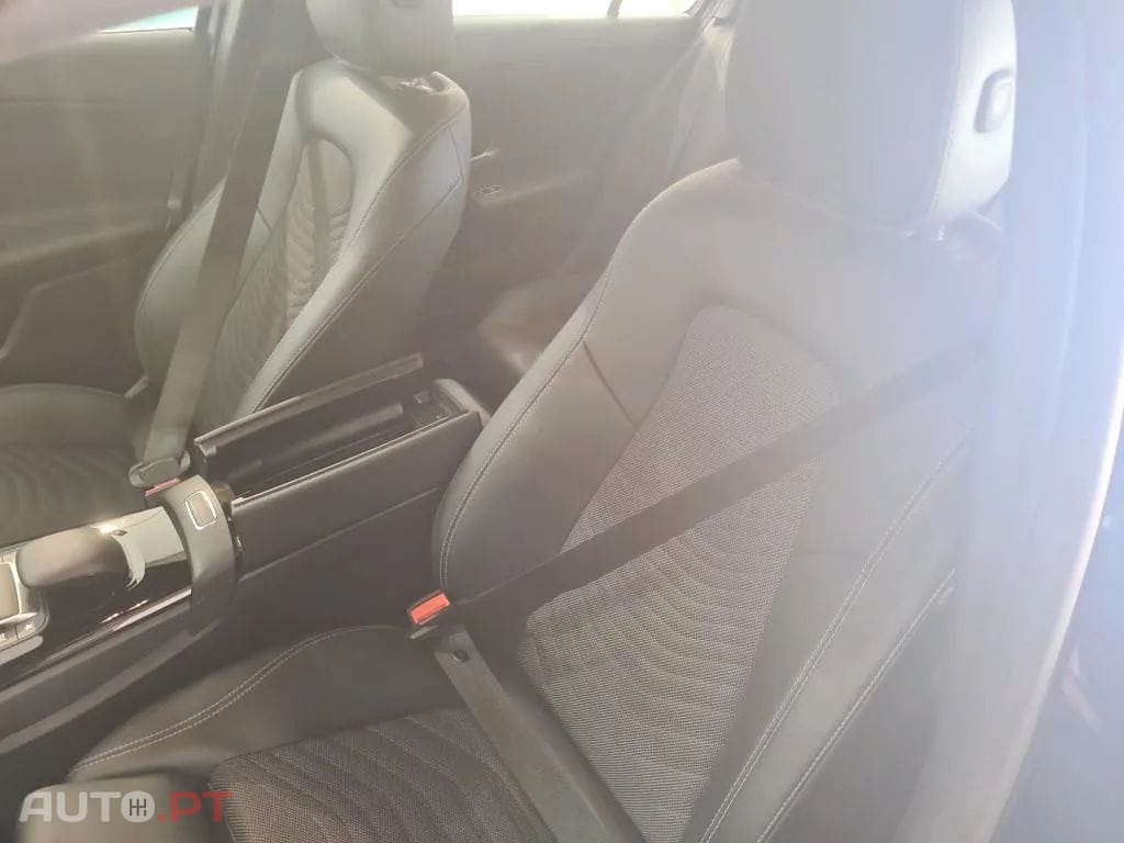 Mercedes-Benz A 250 e Style Plus