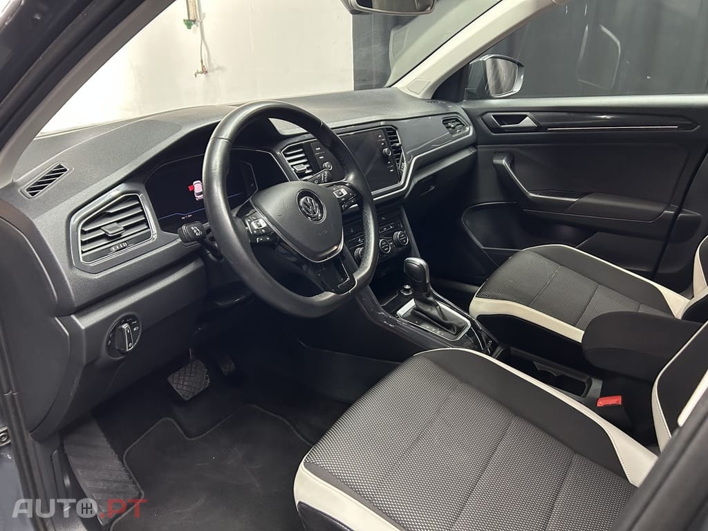 Volkswagen T-Roc 1.5 TSI Sport DSG