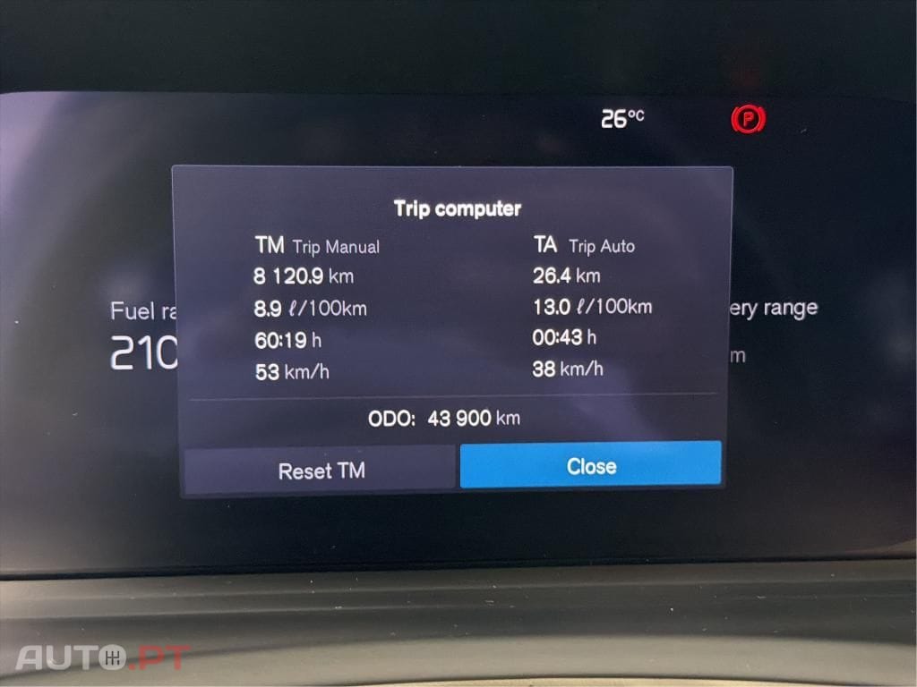 Volvo XC90 2.0 T8 PHEV Plus Dark AWD