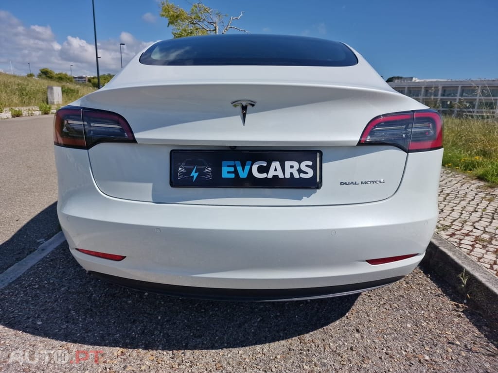 Tesla Model 3 Long Range AWD Dual Motor