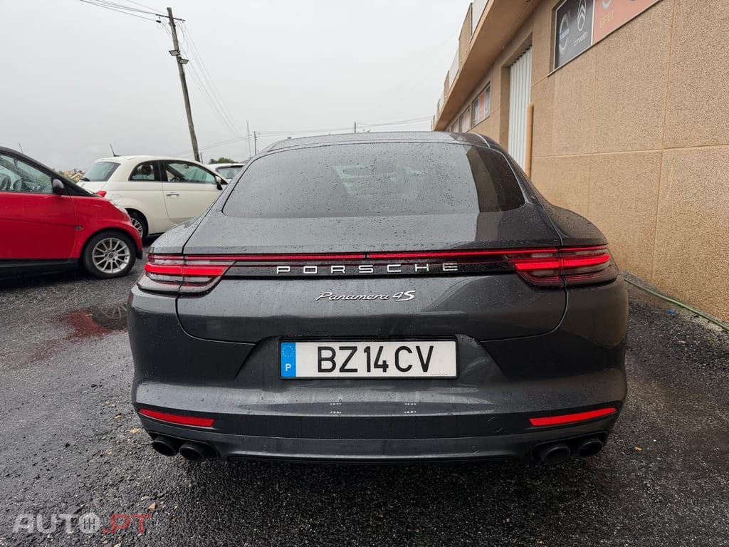 Porsche Panamera 4 S