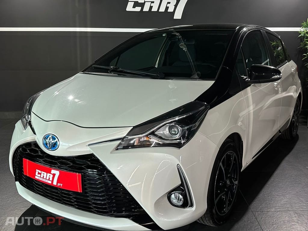 Toyota Yaris 1.5 HSD Comfort +P.Style+P.Techno