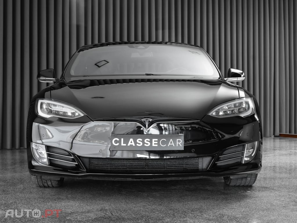 Tesla Model S 90D