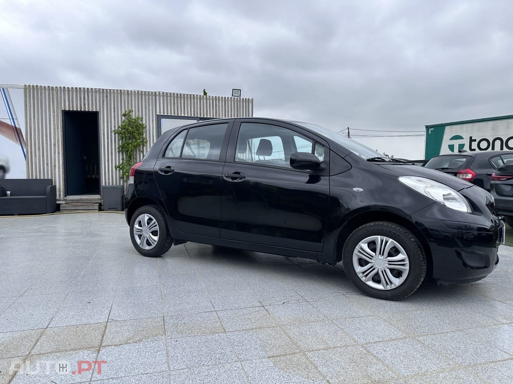 Toyota Yaris 1.0 VVT-i AC