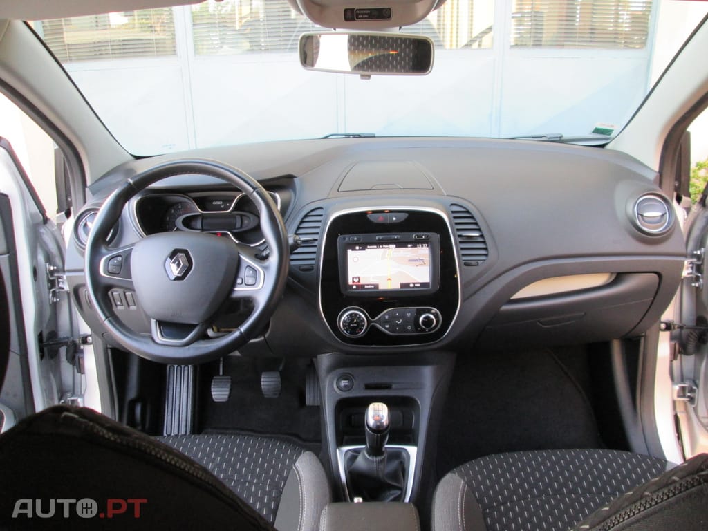 Renault Captur 0.9 TCE EXCLUSIVE