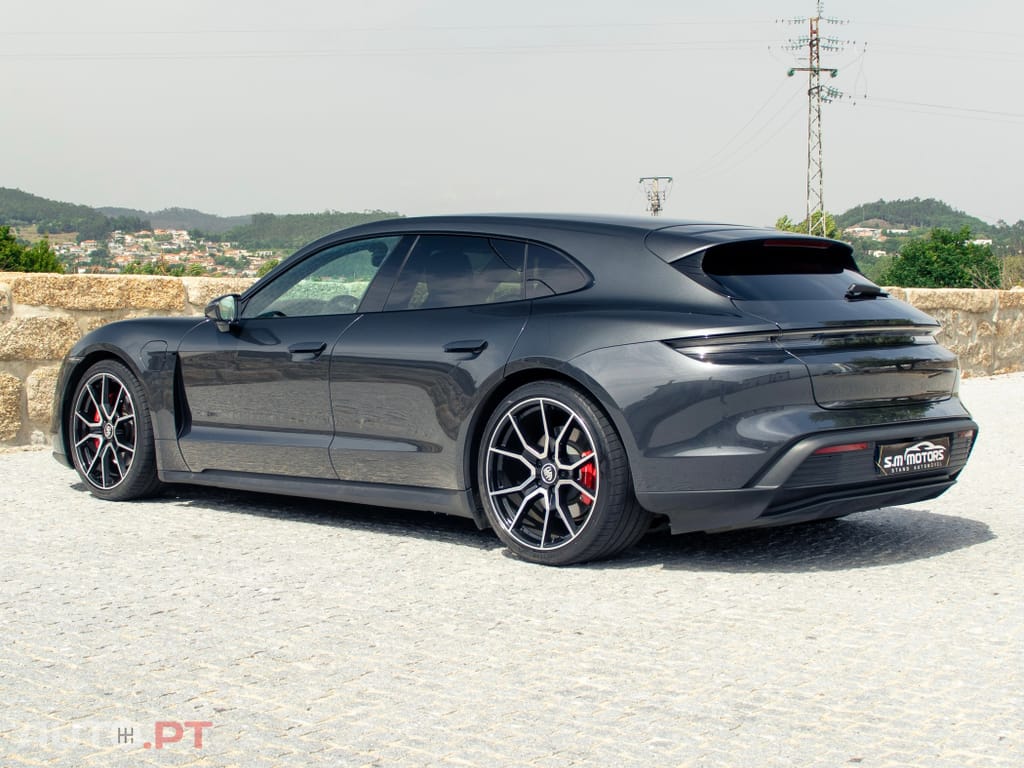 Porsche Taycan 4S Black Edition