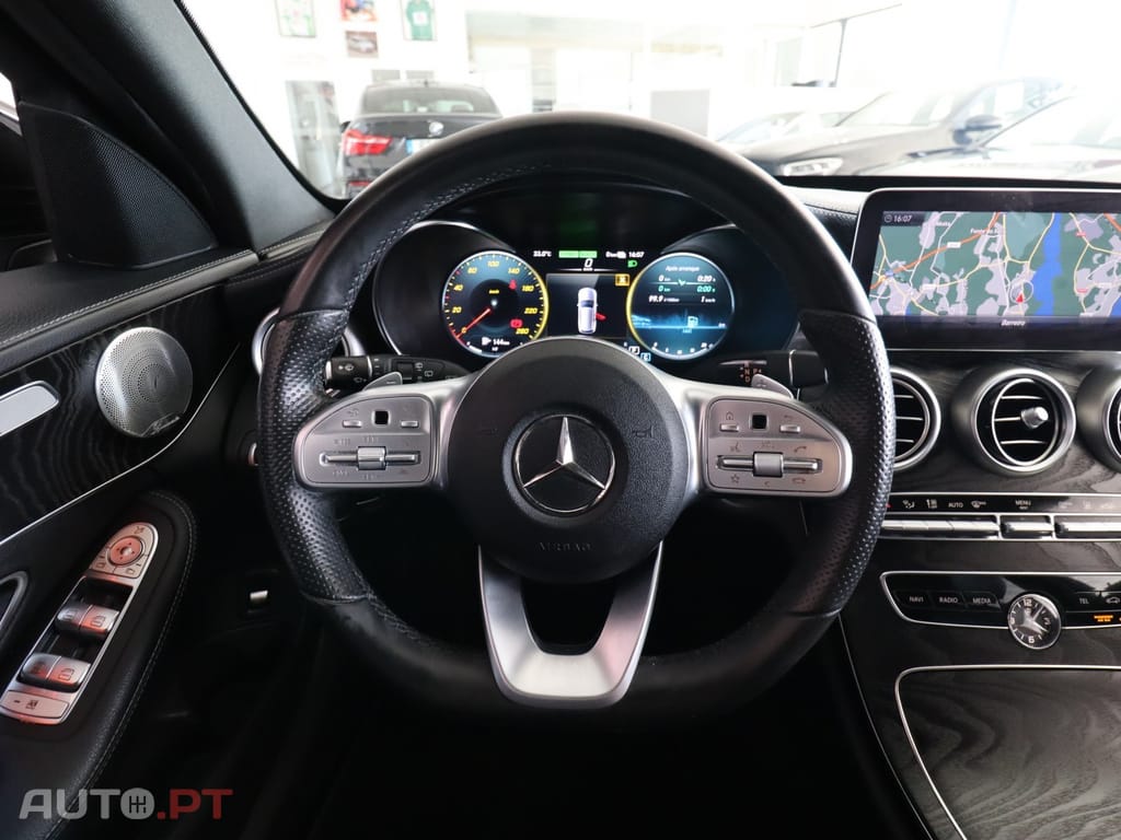 Mercedes-Benz C 300 de AMG Line