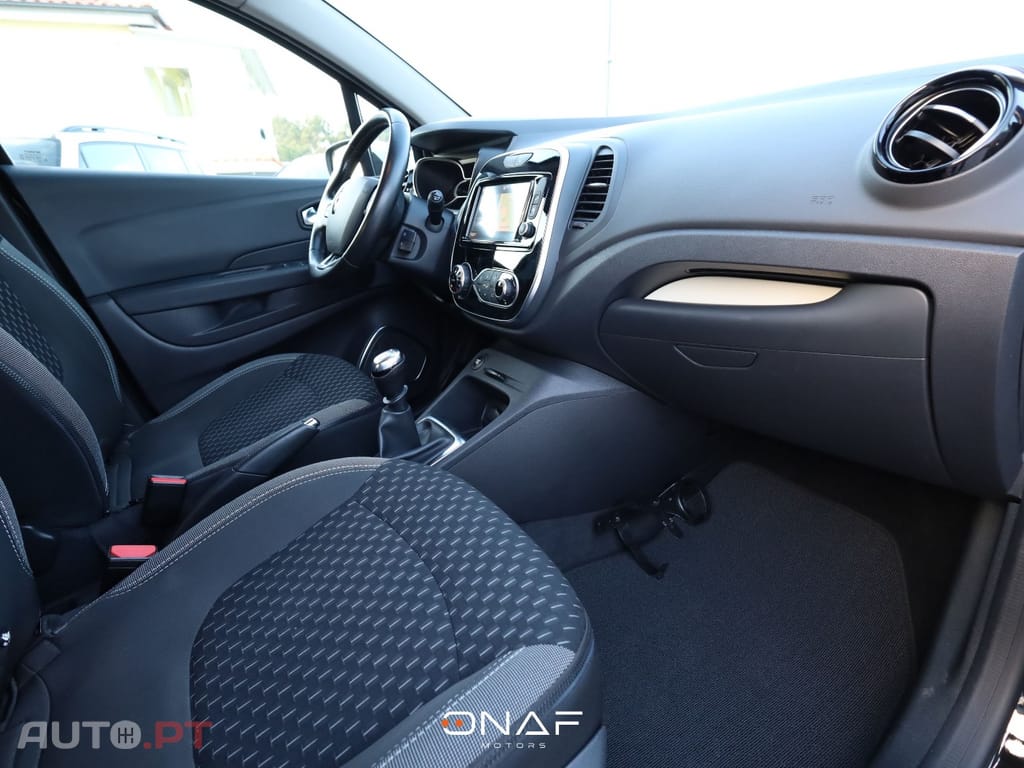 Renault Captur 1.3 Tce 130 Cv Intens