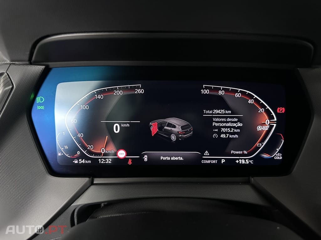 BMW 118 i Pack Desportivo M Auto