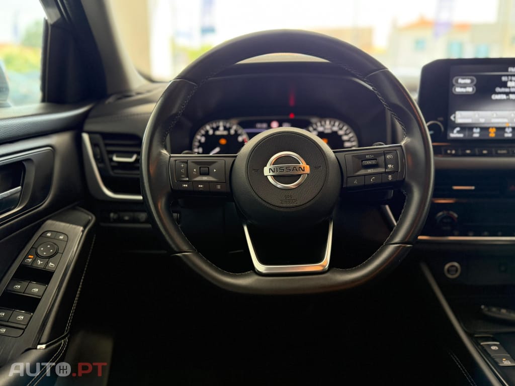 Nissan Qashqai 1.3 DIG-T N-Connecta LED Xtronic