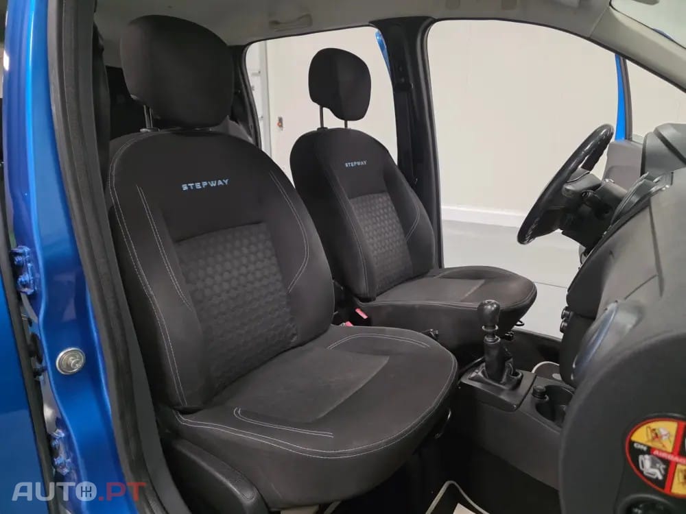 Dacia Lodgy 1.5 dCi Stepway 7L