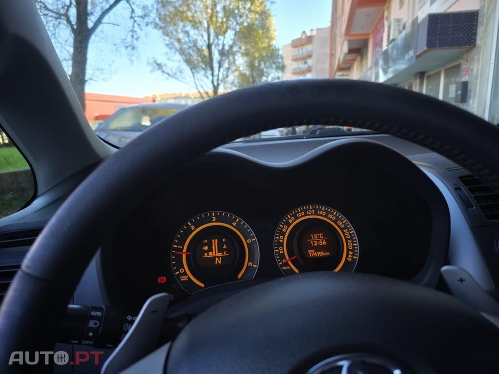 Toyota Auris 1.4 D-4D MMT Sol