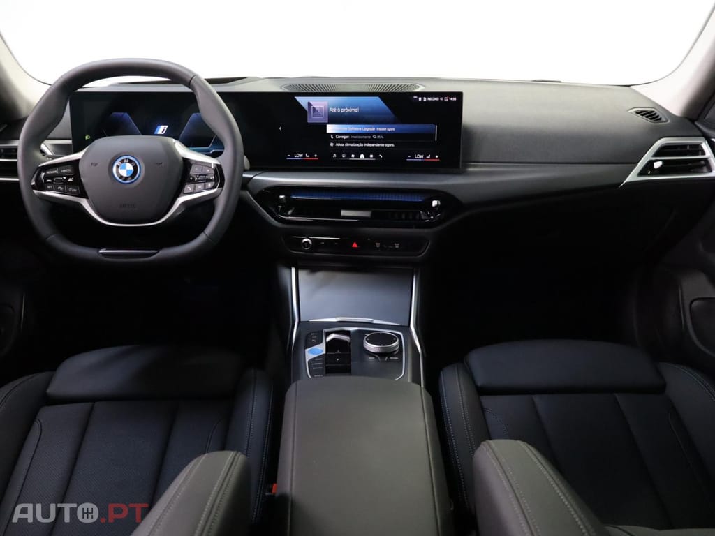 BMW i4 eDrive40
