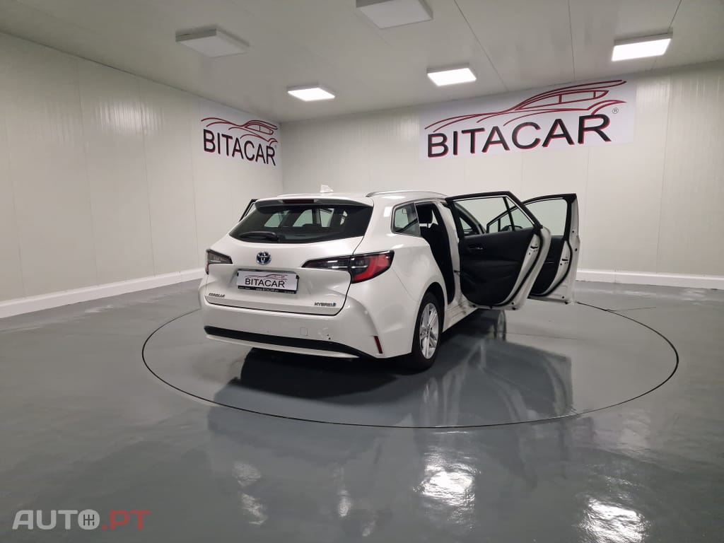 Toyota Corolla Touring Sports 1.8 Hybrid Comfort