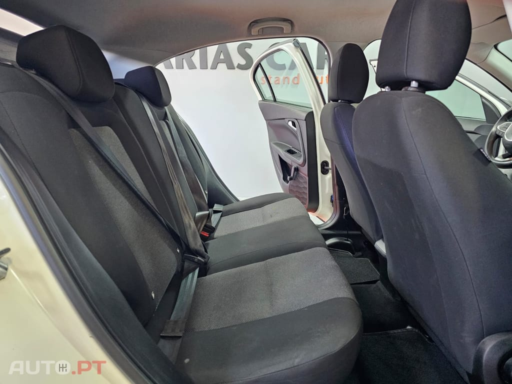 Fiat Tipo 1.3 M-Jet Lounge