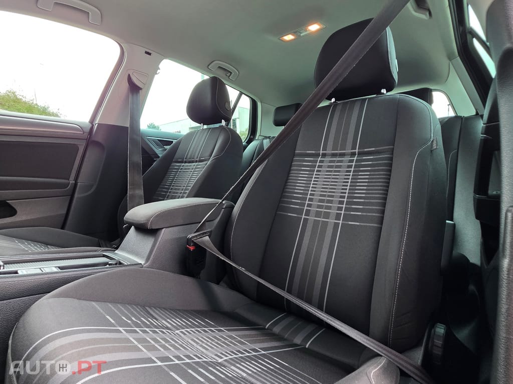 Volkswagen Golf LooK GTI