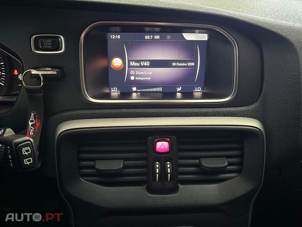 Volvo V40 2.0 D3 Momentum