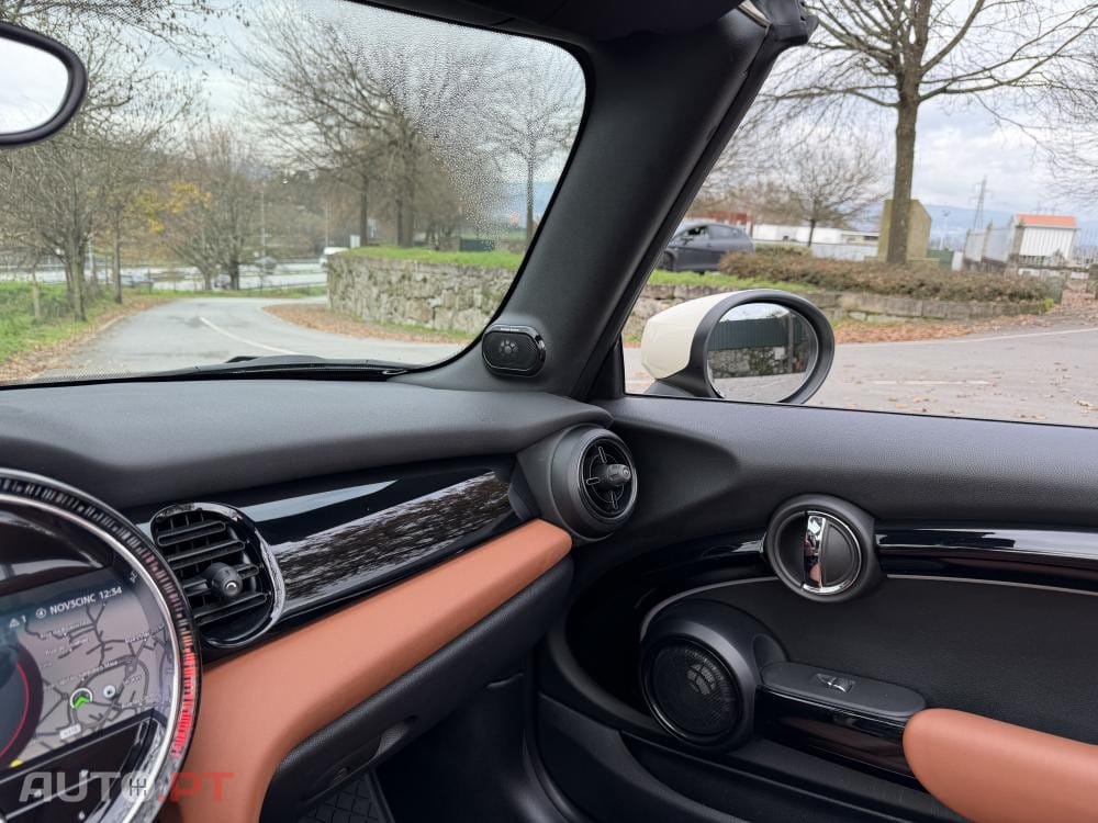 MINI Cabrio John Cooper Works Premium P. JCW Plus