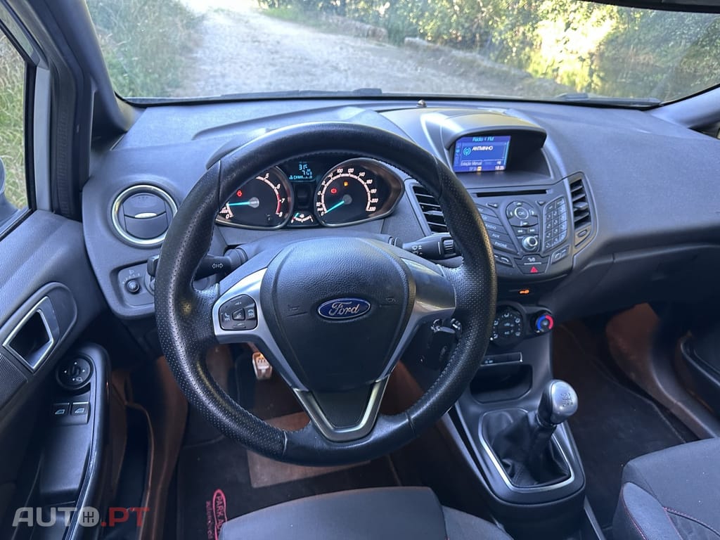 Ford Fiesta 1.0 EcoBoost S&S ST-LINE